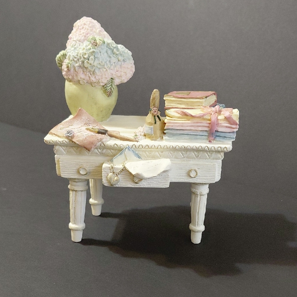 Vintage Figi 1998 Shabby Chic Writing Desk Business Card Holder